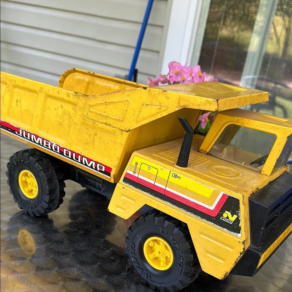 Vintage Nylint Yellow Jumbo Dump Truck Toy - Picture 2 of 12